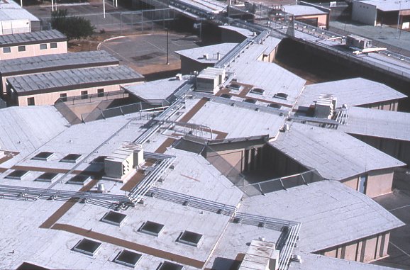 SweetsProducts's tweet photo. Metalflex SBS Roofing Membrane "Cool Roof" System by @MBTechnologyCA features reflective #aluminum surface for unparalleled reflectivity &amp; weather ability https://t.co/j47RbyA8Zk #energyefficiency https://t.co/nYQfpdAblT