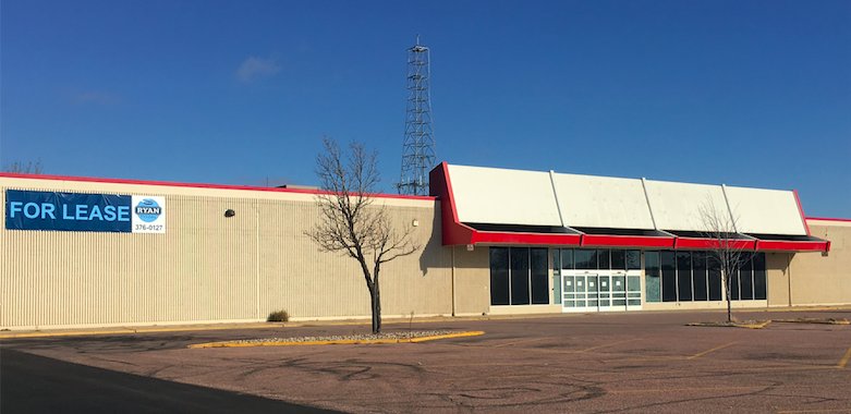 bizsiouxfalls's tweet photo. The former West 12th Street Kmart has a new owner. https://t.co/MCL2HEskSn https://t.co/aGiSlCvON9
