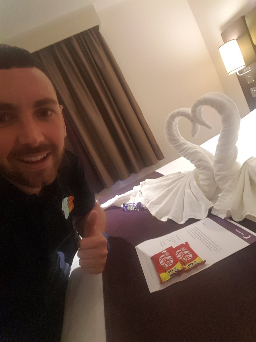Arriving late last night <a href="/PI_HeathrowM4J4/">Premier Inn Heathrow M4 J4</a> and getting a #PiWow. Thank you team for your hospitality, food was amazing and service was spot on 👍 Keep smashing that #SummerofService

<a href="/PIhubOpenings/">PI&R New Openings</a> <a href="/roisinkearney3/">Roisin Kearney</a> <a href="/LauraEvans81/">Laura EvansWrobleski</a>