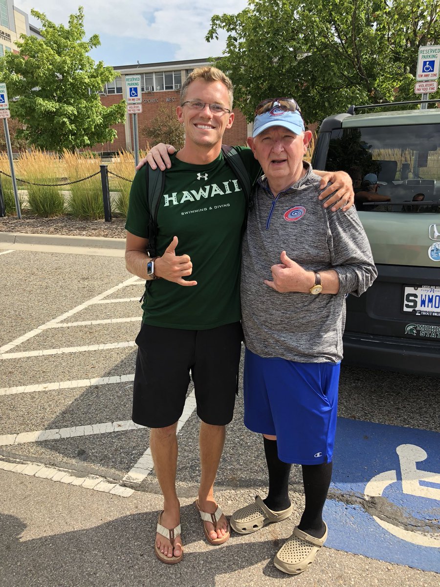 mmahurricanes's tweet photo. So great to have Coach Schemmel in to practice all the way from Hawaii! #MMAHurricanes #GoBows https://t.co/o89kjZXuxT