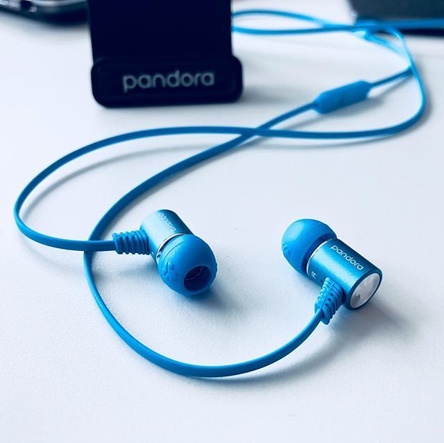 4hackrr's tweet photo. The best part about my job is that I get to enjoy tons of free music while working at @pandora #lifeatpandora #softwareengineer #engineer #iosdeveloper #iosengineer #4hackrr πππ²π» https://t.co/pnK6sk7iSz https://t.co/cnPMmqXcOh