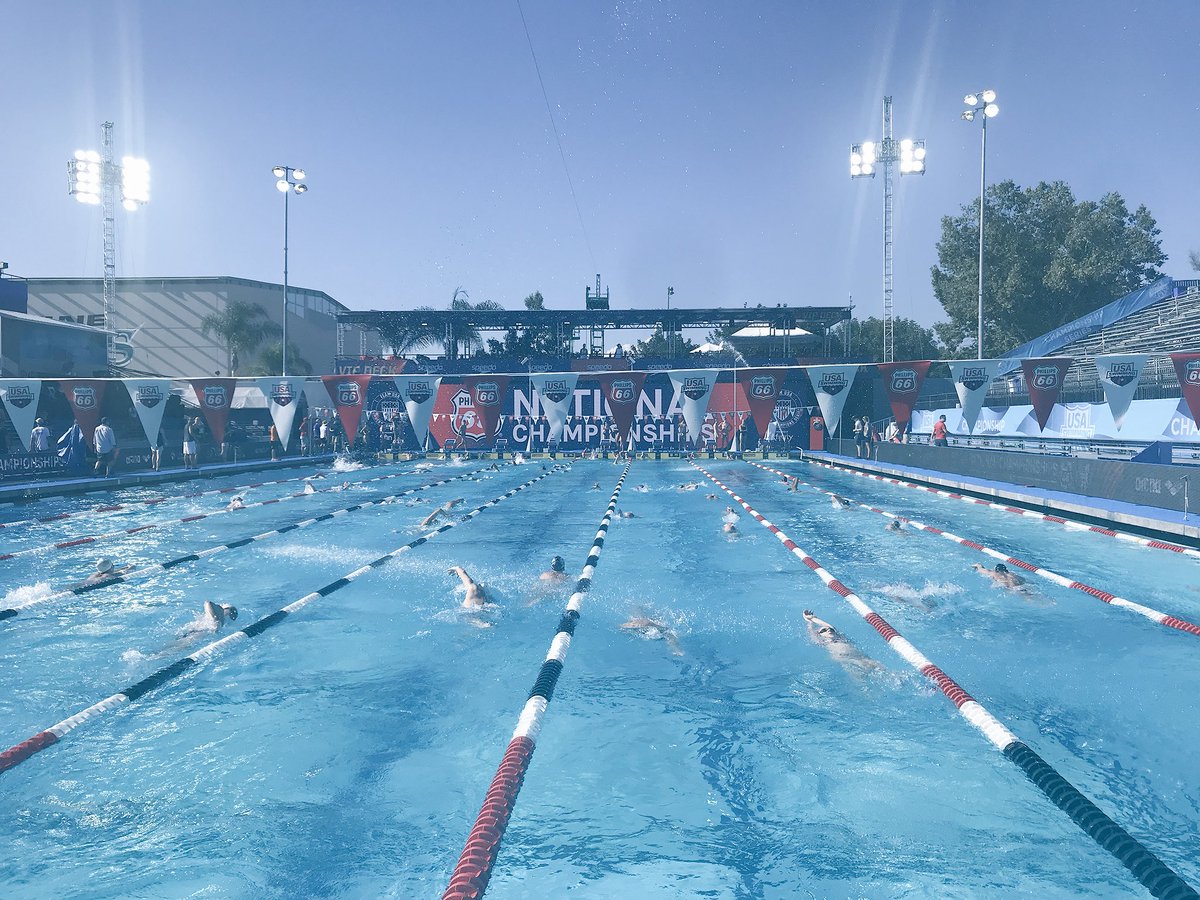 The PACK has arrived in California. There’s a RED ♦️Storm brewing! #WIN #WE