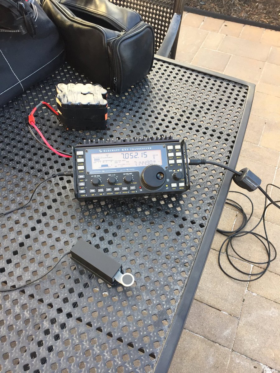 N2PPI's tweet image. Playing around on 40m CW de Mike N2PPI  #qrp #hamradio #magloop #kx3