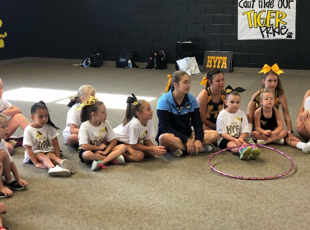 hernando_cheer's tweet photo. Had a blast volunteering at the #HYFA @UCAupdates camp the last couple of days! Looks like these little girls had just as much fun! #RoleModels #TigerCheer #teamDCS https://t.co/e10kJBIdMC
