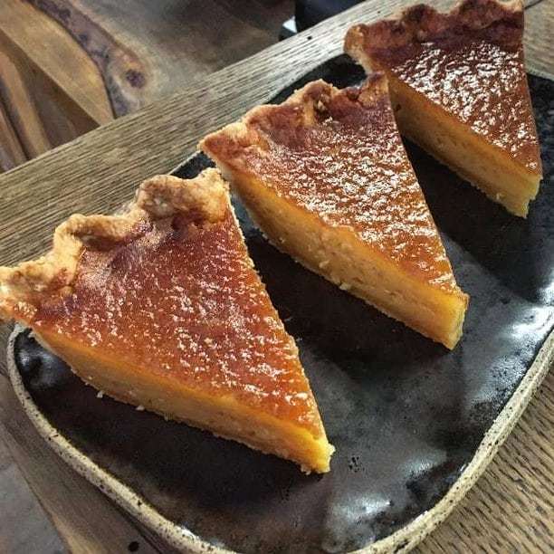 BostonPotter's tweet photo. Honey Pie at @brassicakitchen!
.
#bostonpotterrestaurants #claycolorscharcoal
.
.
.
.
.
.
#bostoneats #eaterboston #bostonfoodies #bostonfoodie #bosbloggers #bostonbloggers #bosblogger #localfood  #tellnewengland #bosfeed #bosfood #Boston #igersboston #h… https://t.co/eoBVGAH7w4 https://t.co/w09lRSi34a
