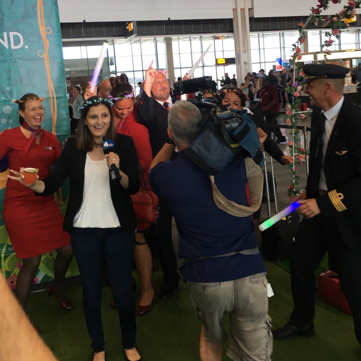 christinasaull's tweet photo. Fun day at @Dulles_Airport today partying with @FlyingBrussels at their #TMLGateParty! Hitch a ride with them @tomorrowland for one of the world's largest music festivals. https://t.co/ZWs1iJFZuP