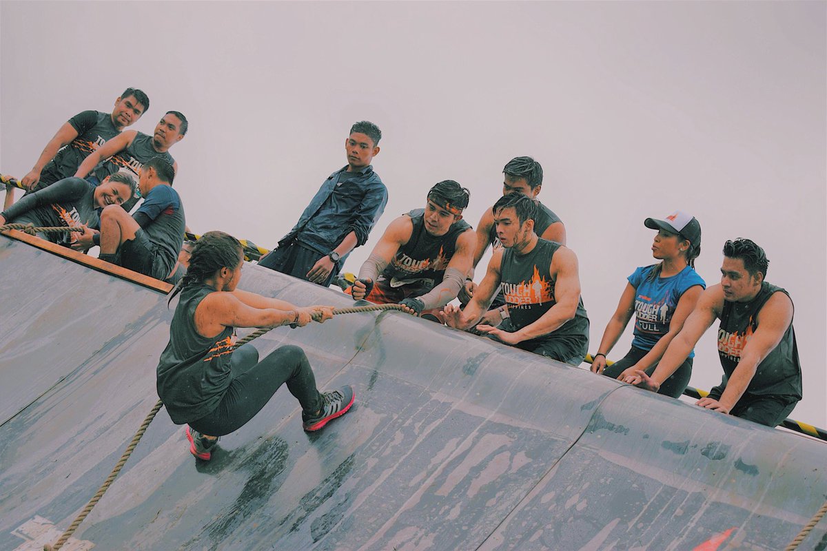 elleramirezz's tweet photo. This experience was definitely not a race, but a CHALLENGE! πͺπΌπ₯ Teamwork with these muddy awesome peeps. Tougher than ever after finishing the 8k obstacle course. Thank you @toughmudderphilippines @merrell_ph #toughmudderphilippines #toughmudder #merrellmudder https://t.co/dtqRFNt49D
