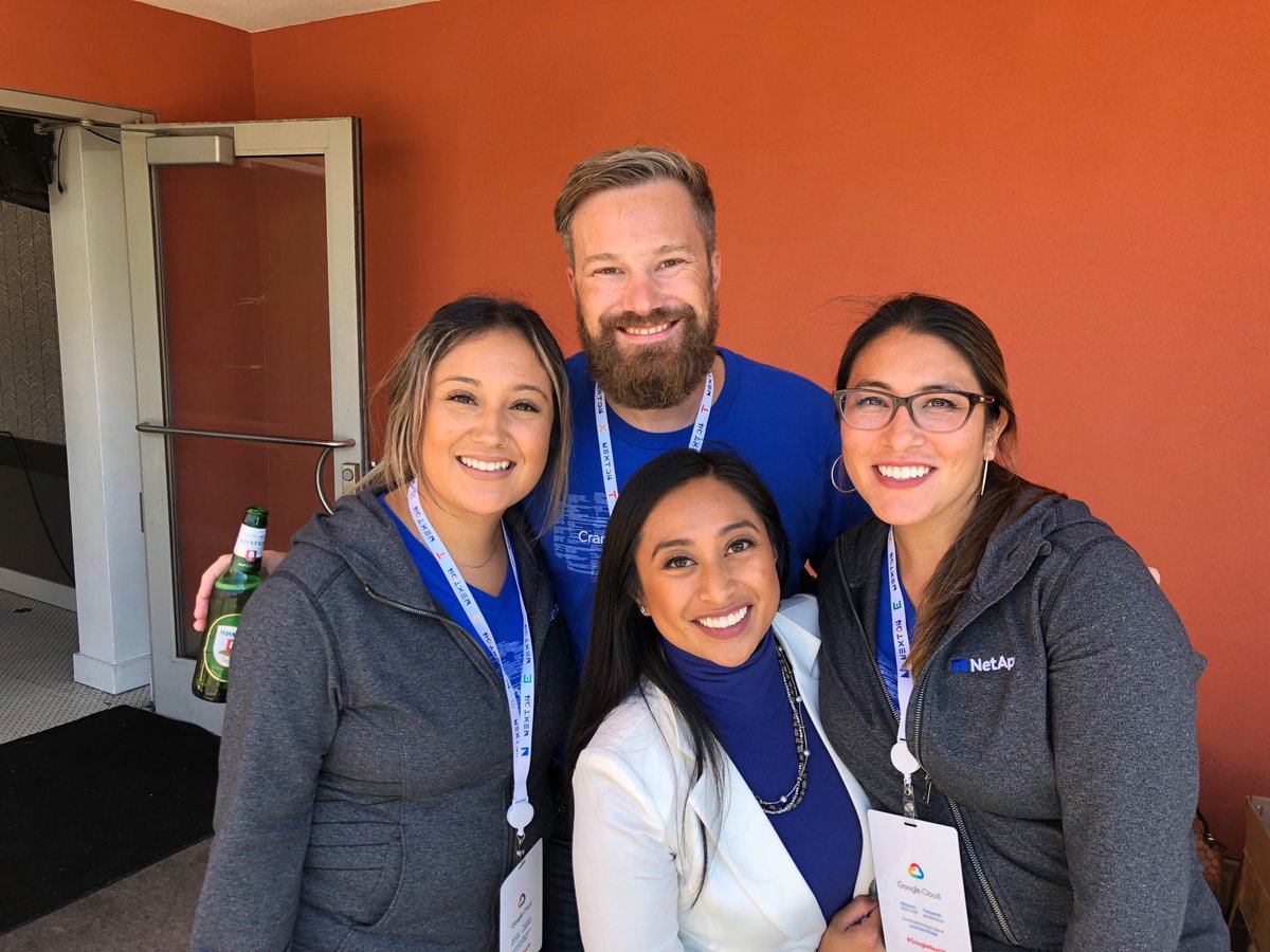IngoFuchs's tweet photo. #crankupthevolume at customer VIP event #GoogleNext18 #netapp #netappeventsteam https://t.co/1hmHJsbhGp