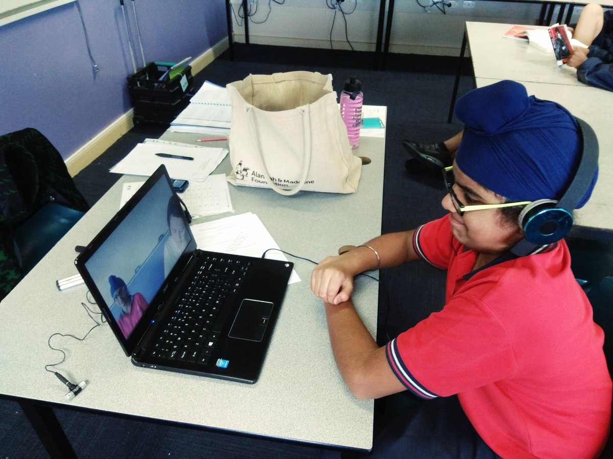 Video diary of a previous reading &amp; writing conference to revise and track goals for student led #growthmindset #conference #goalsetting #accountabiliry #agency