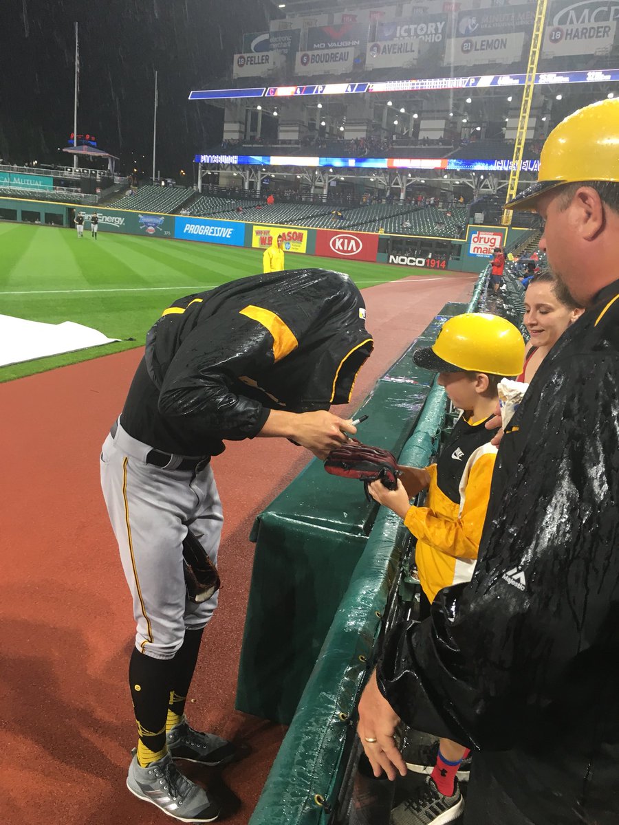 Only the most dedicated relief pitcher signs autographs during a rain delay. #LetsGoBucs #bucsbooth