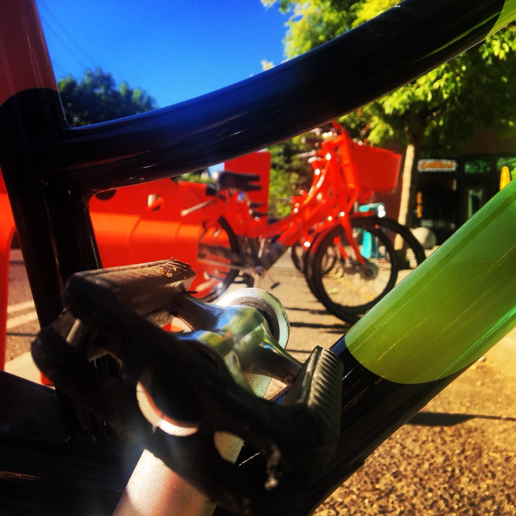 steveneberlein1's tweet photo. After a big earthquake, your car isn’t going anywhere for more reasons than I can even list. Your bike, on the other hand, is a solid means of post-event transportation. One more good reason to be a bike commuter. 
#prepareouloud 
@BIKETOWNpdx https://t.co/3GySqrSjm6