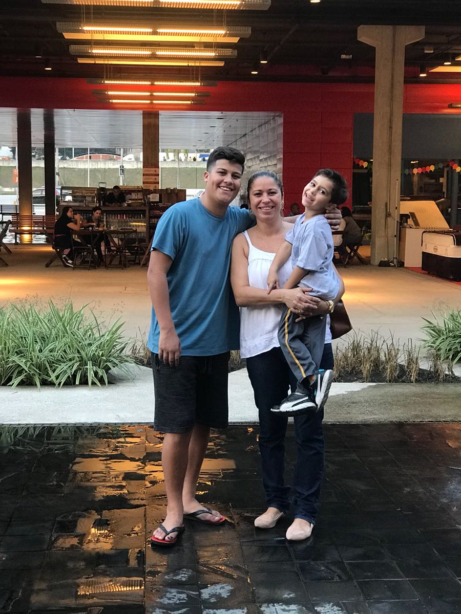 Williamzinh02's tweet photo. Família ♥️😍 https://t.co/w0bA6YawBP