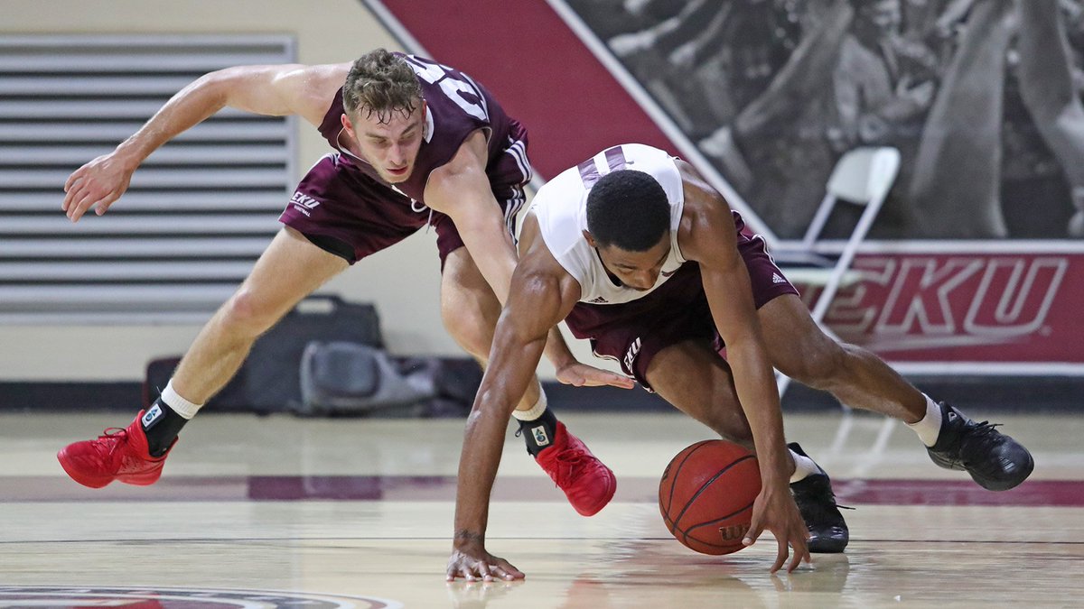 EKUHoops's tweet photo. Open Practice No. 1 was intense, and it needed to be.

Only 1⃣4⃣ days until Costa Rica! 🇨🇷 🏀 https://t.co/VQCDGzbrbk