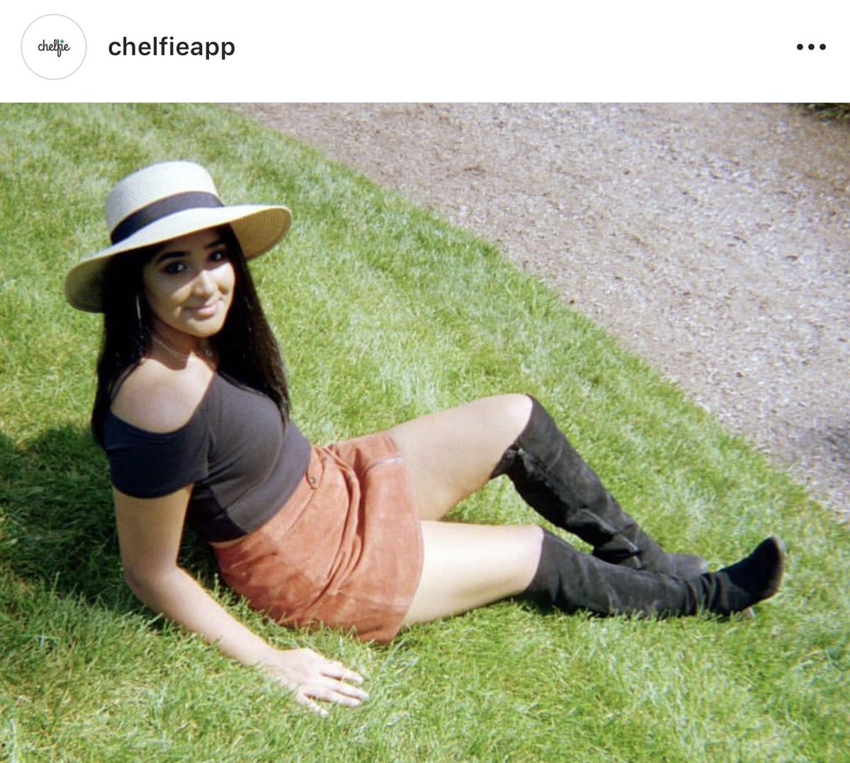 Chelfie tweet media
