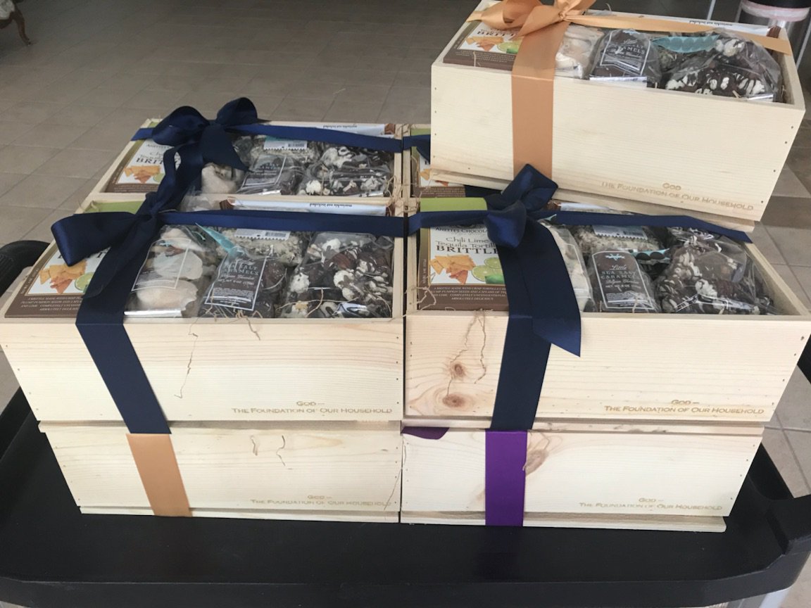 CDGofUtah's tweet photo. Pastor Francis Davis and team have class and grace when gifting. #donors #VIP #Utahsfinest #Jobwelldone https://t.co/unifZnqrcN