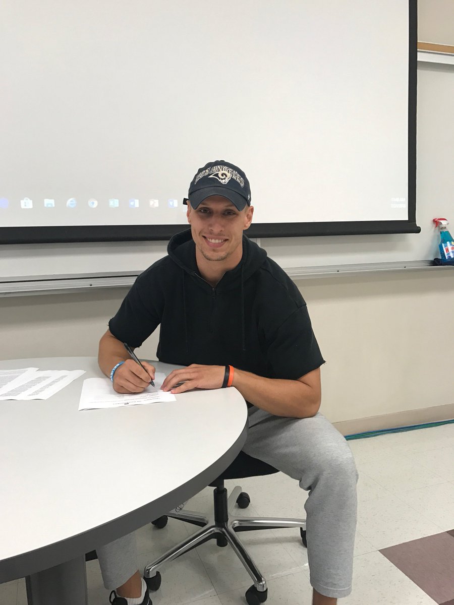 Crespi Athletics On Twitter Congrats To Aaron Lacombe 13 Who Signed A Training Camp Deal With The Ramsnfl Today And His Classmate London Perrantes 13 Who Signed With The Limoges In France Wr aaron lacombe, wr khadarel lott, wr jojo natson. twitter
