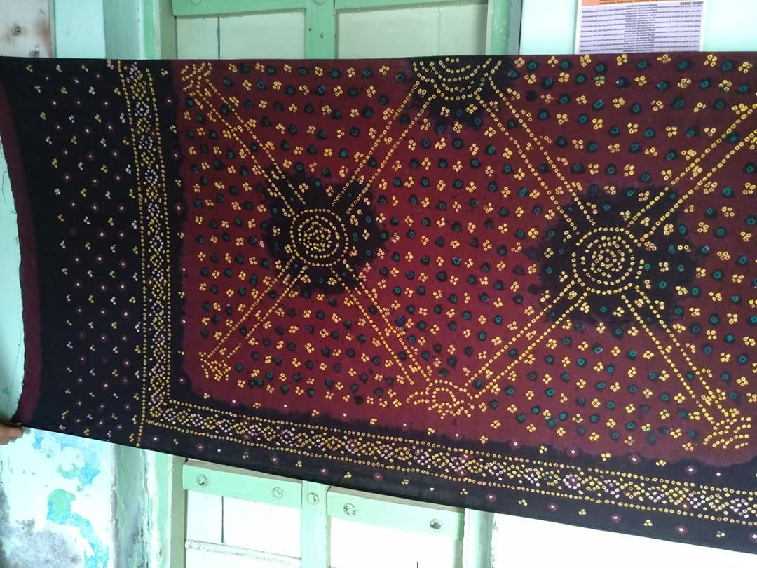 ZulqarnenKhatri's tweet image. #handmade #treditional #bandhani #design #bagido #since1993 #artist