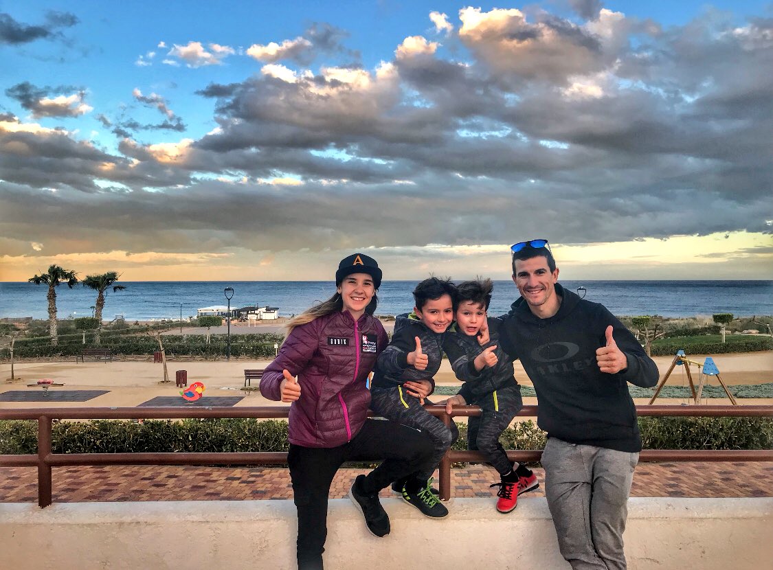 Buenos días!!

Foto de recuerdo, con muchas ganas de regresar a Mar de Pulpi!

Que fecha creéis que es buena para repetir nuestro Campus de MTB?

#Campusmtb #campuscoloma #montaña #familia #playa 
<a href="/TMGrupoInmo/">TM Grupo Inmobiliario</a> <a href="/MardePulpiSport/">Mar de Pulpí Sport</a>