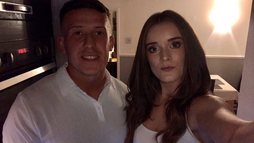 JessLynch9's tweet photo. Happy birthday Kano hope you have the best day love ya loads ♥️ @KaneKershaw94 https://t.co/tvZWstKN8s