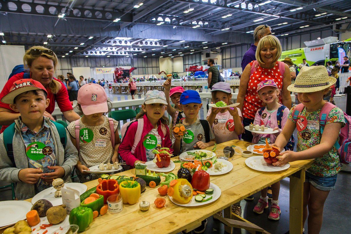 FarmersOfTheUK's tweet photo. Good morning all! Today we will be talking about our Food and Farming Day. We have an extensive events programme, but this is our flagship event and is attended by thousands of children every year. #aweekinyourwellies #FFD18 https://t.co/LKL59JeYxo