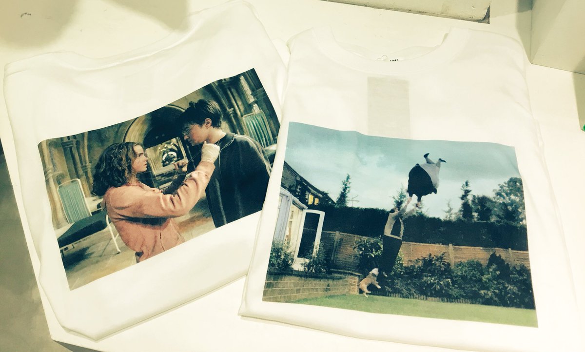 ルミネ横浜 5f アトリエドゥサボン 大人気 ハリーポッター シャツシリーズの新作が登場 ハリーのシャツには袖にワンポイントが ハーマイオニー ドラコマルフォイ