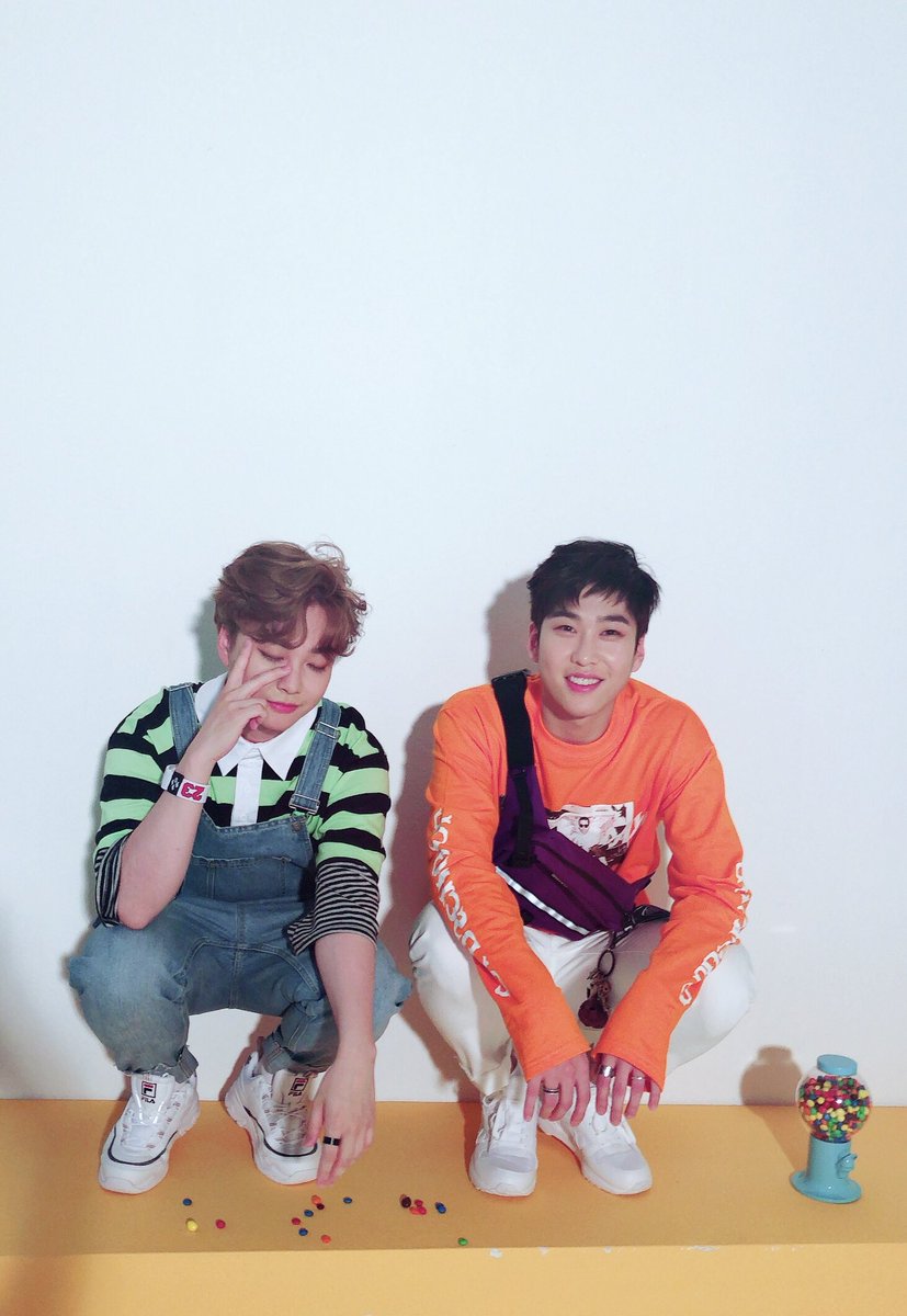 HYUNSEONG tweet media