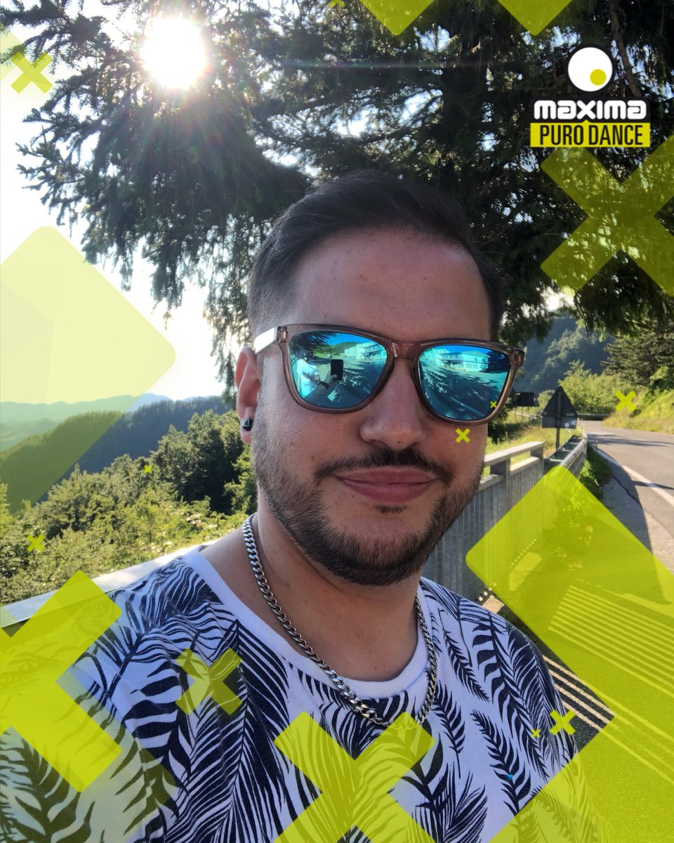 Los40Dance's tweet photo. Mitad de semana, tú con ganas de finde y éste que no llega...
No te preocupes, ¡te lo acercamos con nuestro musicote!
Hasta las 13:00 (12:00 en Canarias) @GermanPascualFM te pone auténtico #PueoDance bien refrescante 🎶😁
#FelizMiercoles
#VeranoMaximo #EnMaximaGermanPascual https://t.co/QCLtLpy7d9