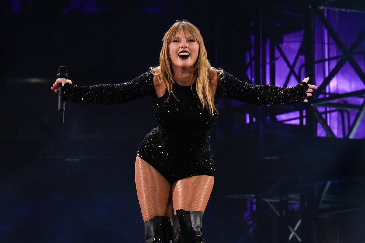 T SWIFT NEWS TH (slow) tweet media