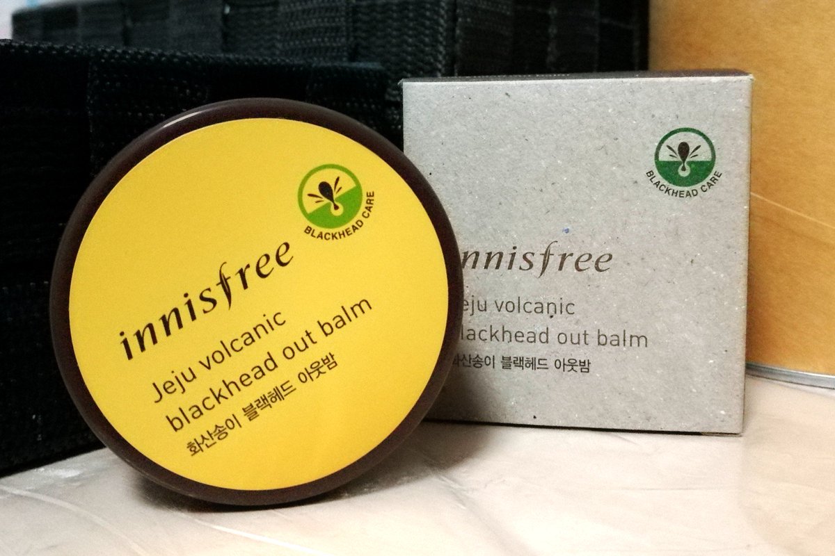FatkidzReview's tweet photo. 🌟innisfree jeju volcanic blackhead out balm บาล์มขัดสิวเสี้ยน เห็นรีวิวว่าดีๆ ไอ่เราก็ อนฟ.อ่ะ น่าจะดี เอามาถูๆที่จมูก ถูไป 5 นาที ล้างหน้าตามปกติ ไม่เกิดอะไรขึ้นเลย ให้โอกาสซ้ำแล้วซ้ำเล่า ก็ยังไม่เกิดอะไร ถ้าจะให้แนะนำสำหรับตัวนี้ คำเดียวก็คือ "ข้าม"
#ไว้รีวิวห้ามขายของโว้ยย https://t.co/zOzkuvJgdR