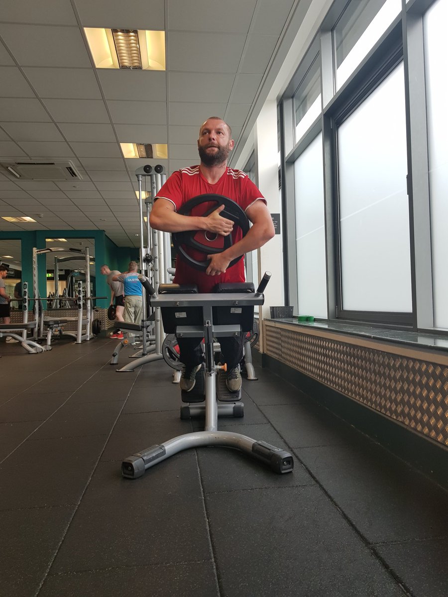 teamcarnage18's tweet photo. Some more early morning snaps.... carnage is how my body feels the day smashing records the day feeling the pump the gym big.

Time to get back to basics and eat clean again https://t.co/jopazAQM0C