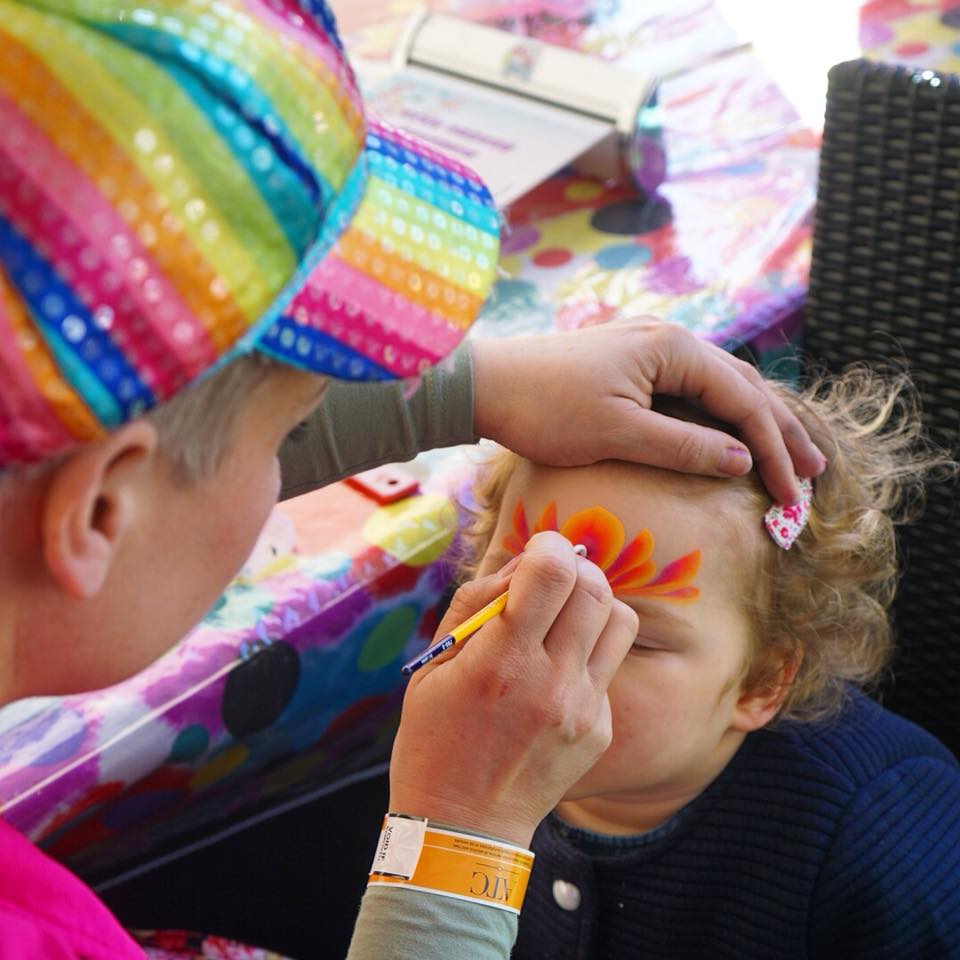 DFProductions's tweet image. This month saw the Community Day at @atc_races Royal Randwick Racecourse. We supplied Face painting, Fairy Princesses, special guest appearance and full show from @pawpatrol &amp;amp; Teenage Mutant Ninja Turtles @TMNT , Petting Zoo, Jumping Castles and of course Popcorn &amp;amp; Fairy Floss.