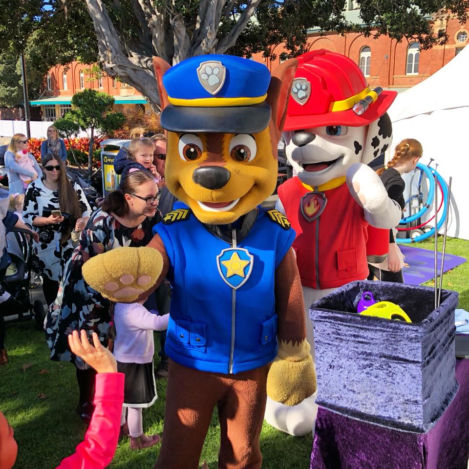 DFProductions's tweet image. This month saw the Community Day at @atc_races Royal Randwick Racecourse. We supplied Face painting, Fairy Princesses, special guest appearance and full show from @pawpatrol &amp;amp; Teenage Mutant Ninja Turtles @TMNT , Petting Zoo, Jumping Castles and of course Popcorn &amp;amp; Fairy Floss.