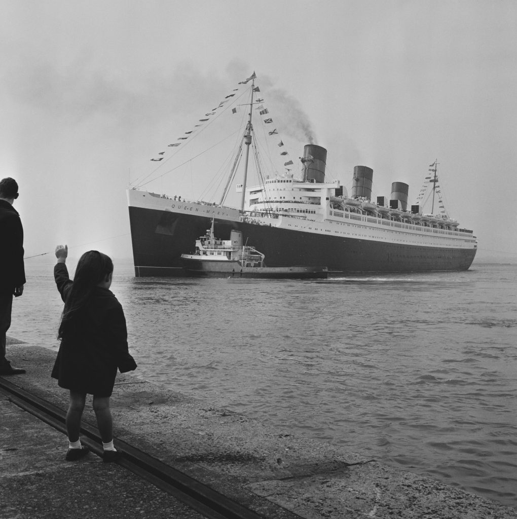 TheQueenMary's tweet photo. Since her retirement in 1967, #TheQueenMary has called Long Beach her home. Her Majesty is now a floating hotel, event &amp; wedding venue, and attraction, home to three world-class restaurants and a historical icon in Southern California. https://t.co/EW98lDRszN