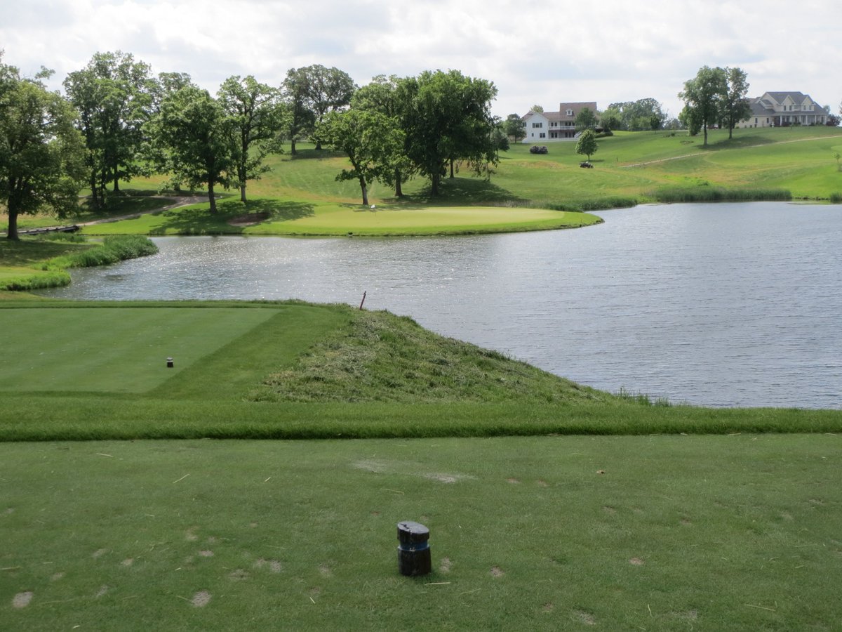 wiscogolfaddict's tweet photo. My #23 favorite #golfcourse I've played: @TheHarvesterGC in #Rhodes #Iowa. The course that's made #KeithFoster most well-known, #TheHarvester features his industry-famous bunker work and routing.
Word is it's going private - any reliable intel out there? #toogoodtogoaway https://t.co/LteJsfXdcU