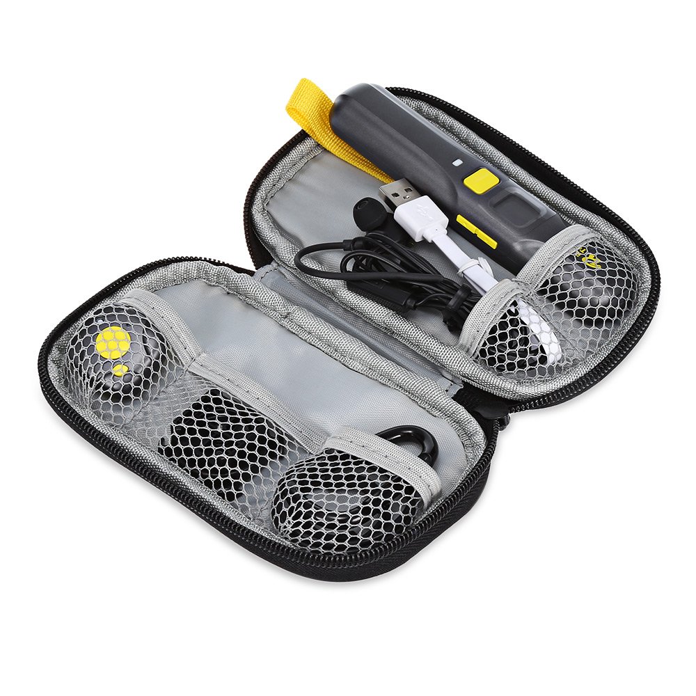 easyland3's tweet photo. #Ridingtoo #Walkie #Talkie #Intercom #Wearable for #cycling 

Consists of a #communication host and a remote #Controller 
Unique design for hands-free
Comes with an extremely #light and handy design
IP67 #Waterproof and #dustproof

54.99 usd on #Walmart https://t.co/7RLMhomdhl https://t.co/t18pudYlhi