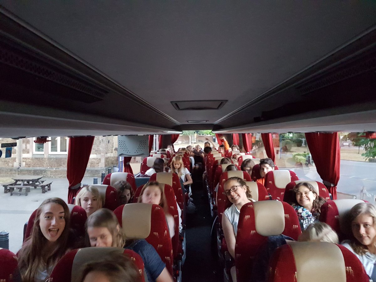 ChurchersMusic's tweet photo. It's 5am! That means it's time for choirs on tour! Except the bus won't start.... 😲 #choirsontour #willwego? https://t.co/I1zOWxkiYy