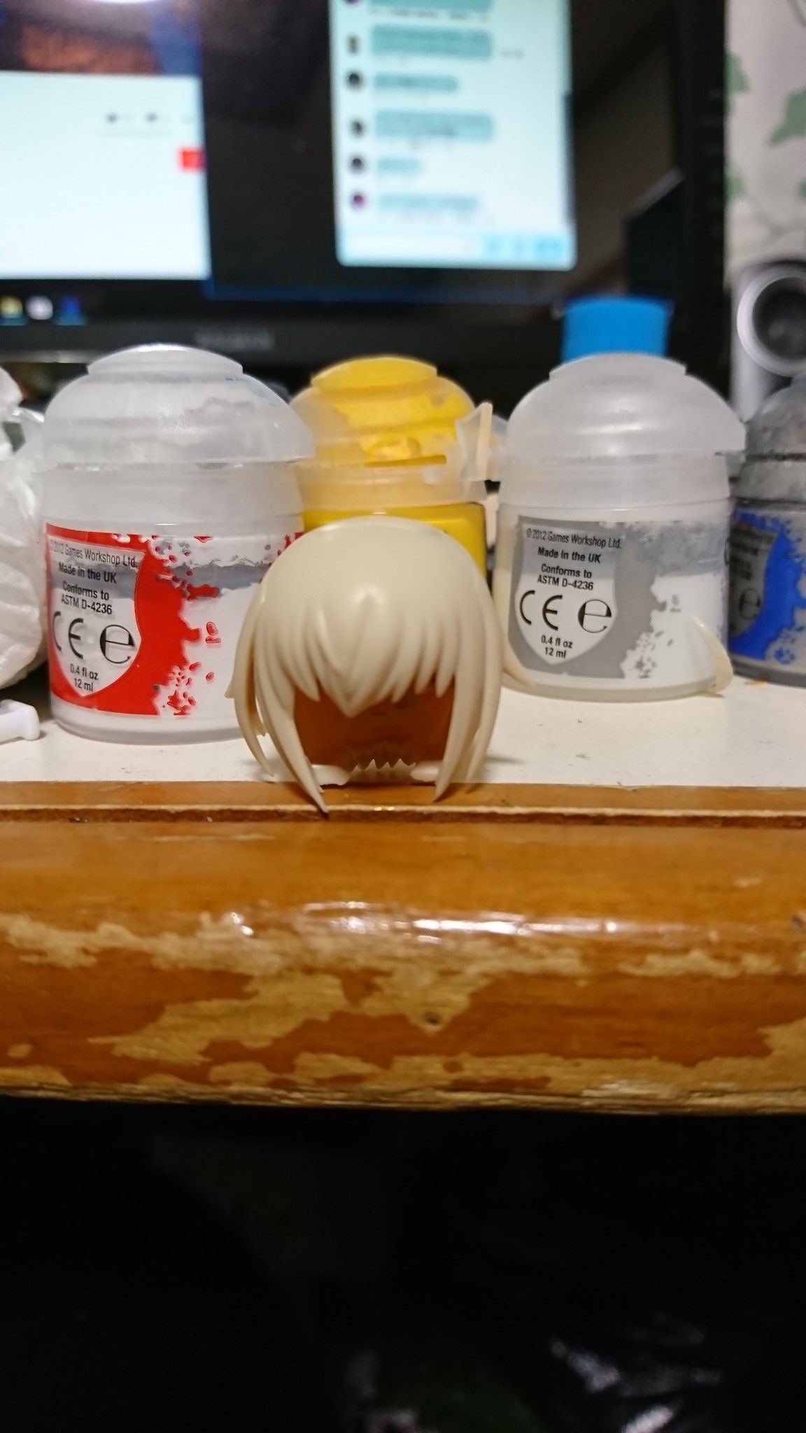 Toshi 轟雷 素体 髪の毛の合わせ目消しました その後 下地はクリームイエローにプラチナブロンドベースで塗装しました Faガール フレームアームズ ガール