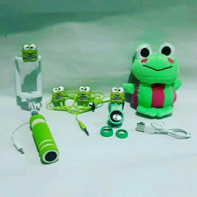 rasta_didit's tweet photo. PAKET POWERBANK KARAKTER 4 IN 1

- Powerbank 5000mAh
- Lensa fisheye 3in
- Headset musik
- Tongsis mini + kabel  tombol

Serius order
Wa : 089654366544

#serius #inilucu #imut #paket #hemat #yuk #diorder #sist #kakak #semuanya #MORe #followme #jbtu #NyanNyan #terimakasih https://t.co/YvMrBztr8p