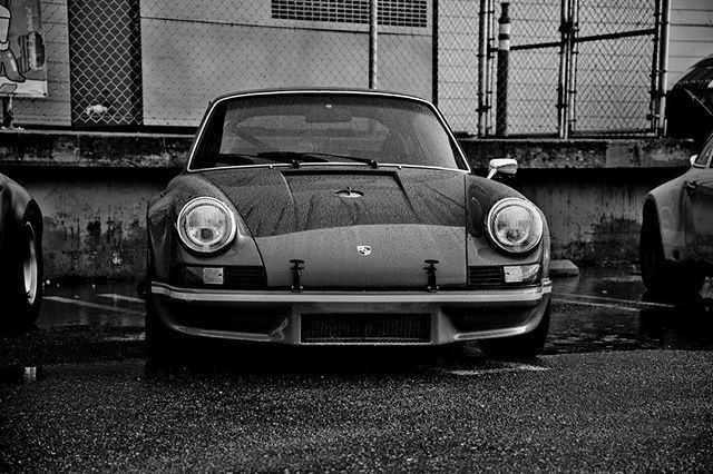 r_elfer's tweet photo. BLACK & WHITE. 🖤
.
📸 @porschuhhs
.
Curated by @porschuhhs.
.
🏁🕘🕐🕐📣... #Relfer #porschuhhs #blackandwhite #911 #901 #porsche911S #porsche901 #luft4 #911S #porsche911carreraRS #flatsix #aircooled #porsche #headlights #luftgekühlt #carreraRS #drivet… https://t.co/qUH2nepna5 https://t.co/NSpsSQObbm