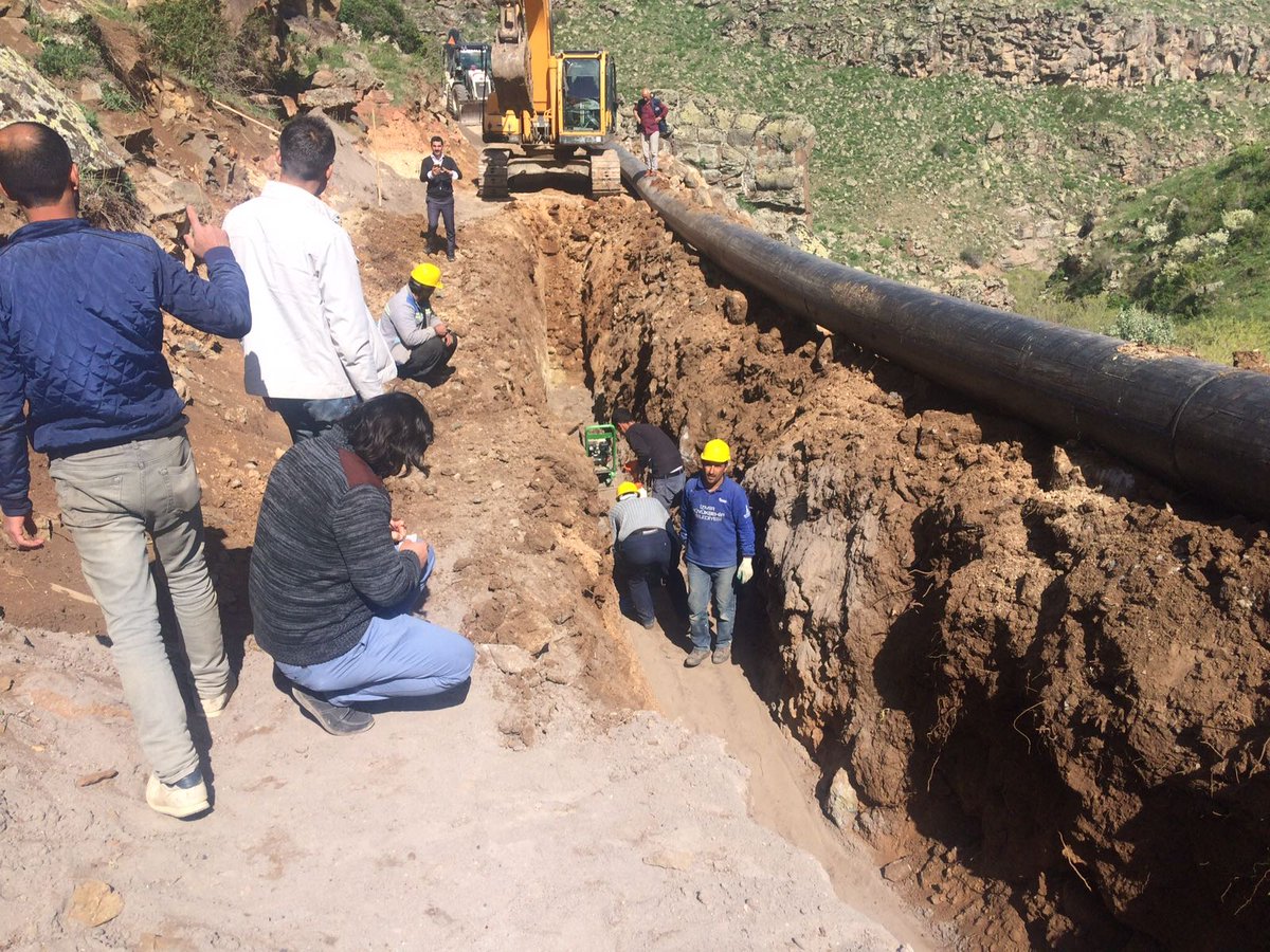 dsi_8_blg_md's tweet image. Yapım çalışmaları hızla devam eden #Erzurum #Pasinler #Tımar Regülatörü sulaması  hizmete alındığında #Erzurum İli #Pasinler İlçesi ve yöresine ait 5000 dekarlık zirai araziyi suya kavuşturacak.