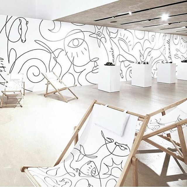 Tiphaine_agency's tweet photo. Collaboration between the artist duo @differantly and the luxury concept store @joycehk on Hong Kong
#onelinedrawing #joyce #collaboration #differantly https://t.co/ri4dDyt07U https://t.co/fbLYcOOzux
