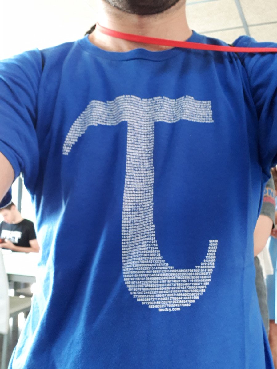 Camiseta matemática de hoy, día 3 #ENEMVal2018 #VivaTau