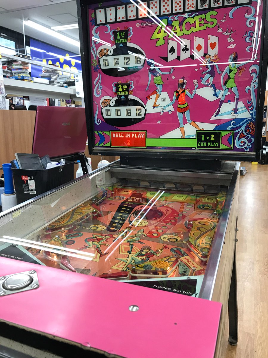 巨大ピンボール