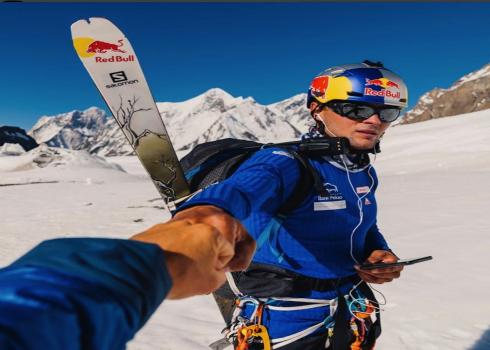 planetski's tweet image. Tributes pour in for the first man who has skied down K2. See here for details of Andrzej Bargiel’s remarkable achievement: planetski.eu/news/10567