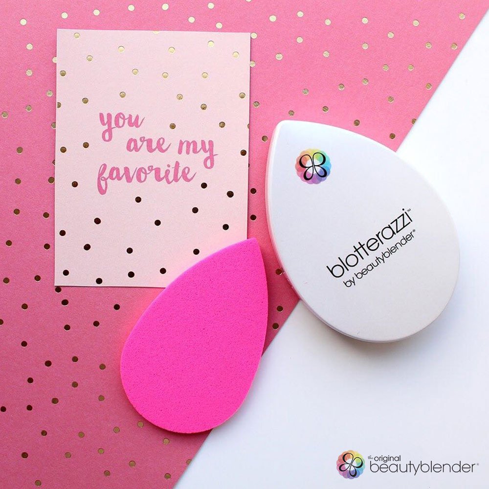 SaBeautyblender's tweet photo. Blotterazzi = our favourite way to blot! #borntoblend #BeautyBlender #Beauty #Blender #TheOriginal #MustHave #MakeupMustHave https://t.co/2OwDRyqOAg