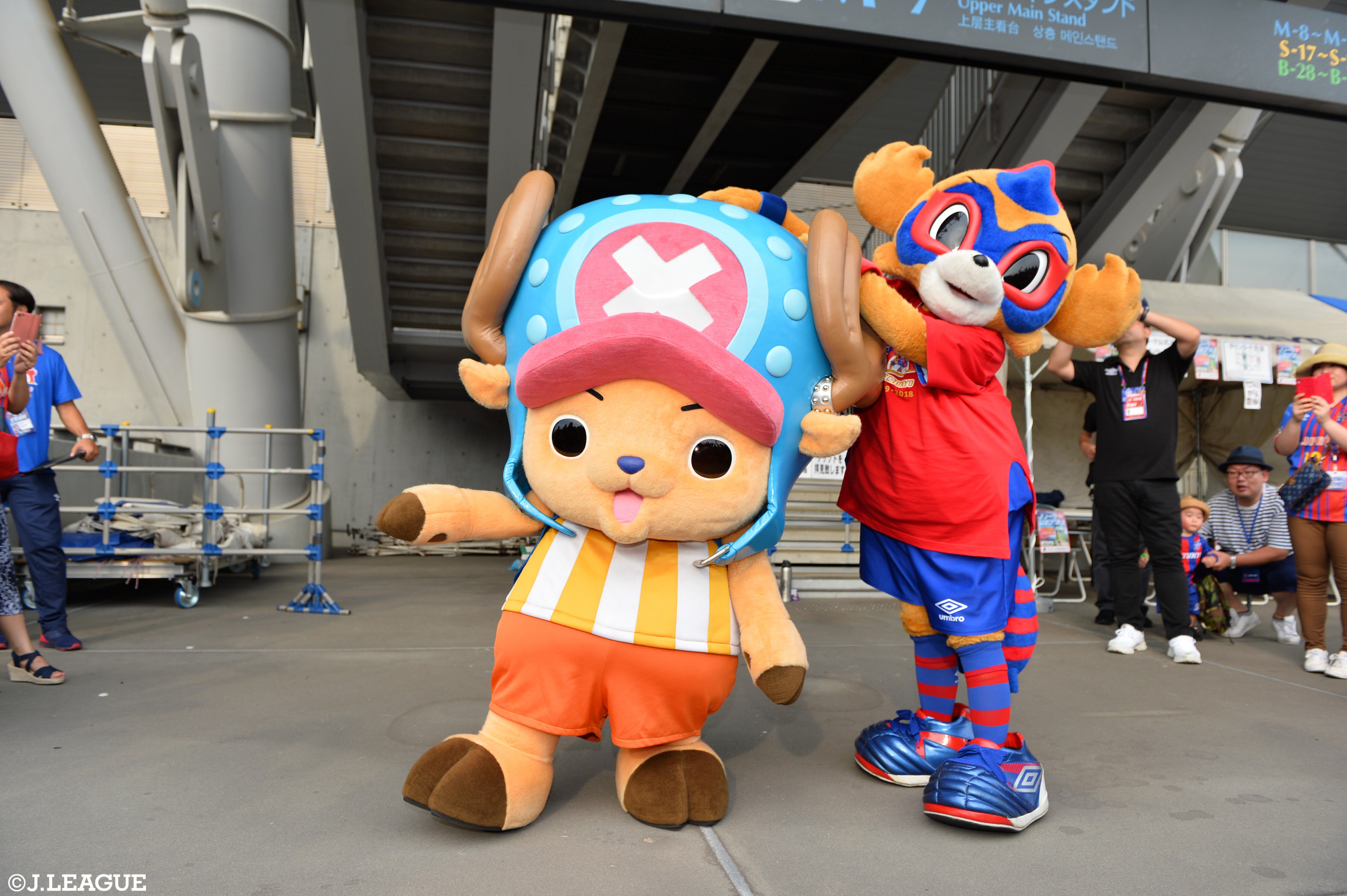 ｊリーグ 日本プロサッカーリーグ Auf Twitter 先週末の ｊリーグ では多くのイベントが開催されました 人気アニメとのコラボや スポーツ界同士のコラボも ワンピース チョッパー ポケモン イーブイ 福岡ソフトバンクホークス ハリーホーク