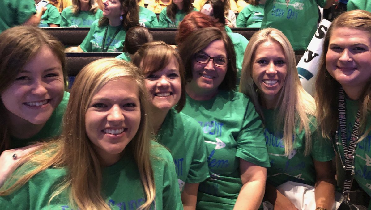 SsesWalden's tweet photo. Love my team!!! #3rdgradeisacharm #sses #ncssbethebest https://t.co/VbQDpXRIpL