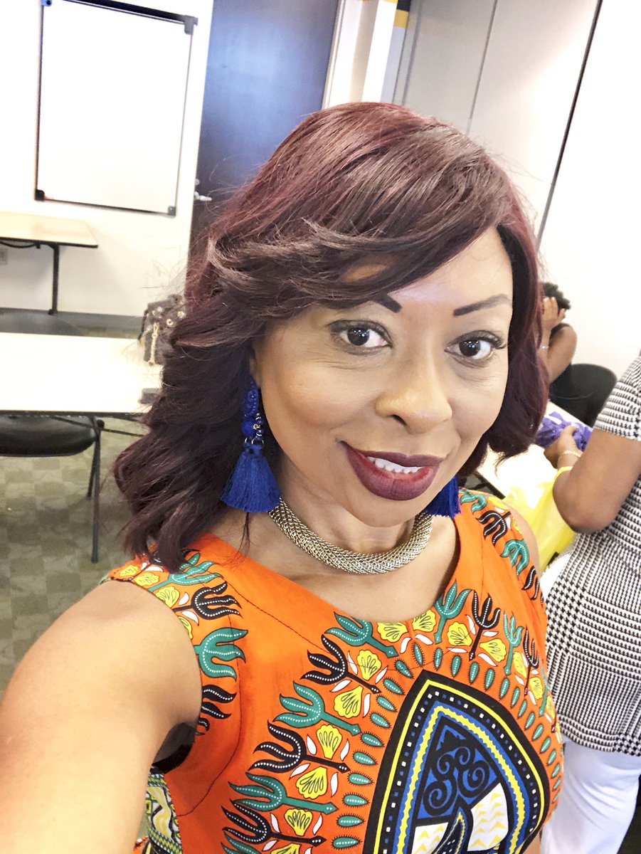 Dee_Burrowes's tweet photo. Do what you love, LOVE what you do! How do you ensure you’re living your best life?
I was defined by a system, I was DETERMINED to delve into my calling.
Why waste time on a career that doesn’t make you HAPPY?
I TRAVEL for most part to CONNECT with my clients and others abroad https://t.co/V5QbfFFgKD
