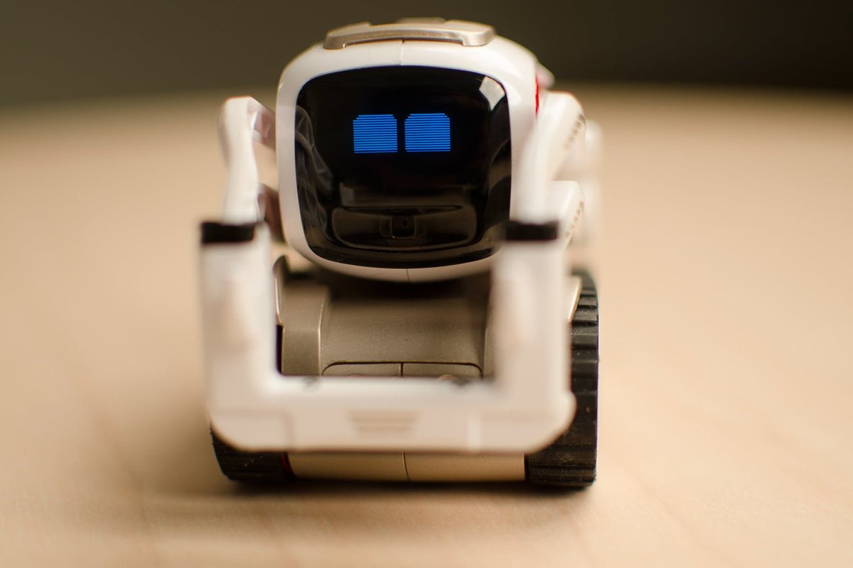 ai robot cozmo