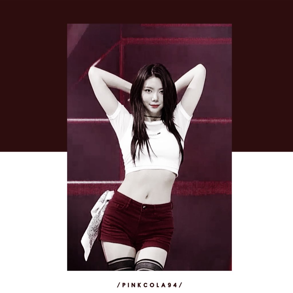 pinkcola94's tweet photo. Red Rose, White Rose.🥀

NAVER 단독/직캠 🔗 https://t.co/m4zccICbHM
#이가은 #teamkaeun #PRODUCE48 #프로듀스48 #LeeKaeun #LeeGaeun https://t.co/Plla27YnmG